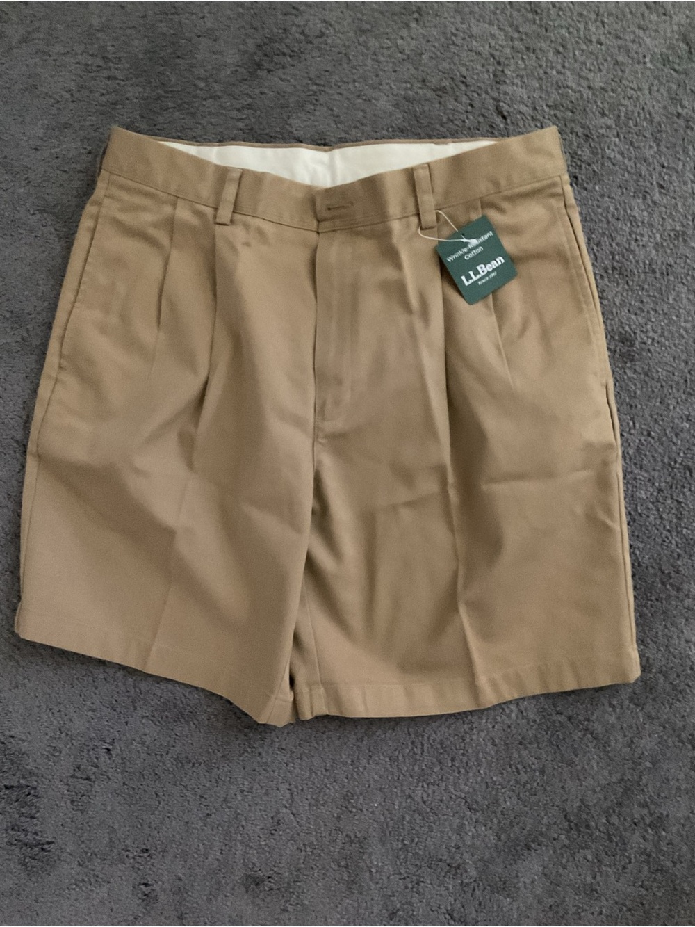 L.L. Bean Men's Flat-Front Tan Shorts (NWT)